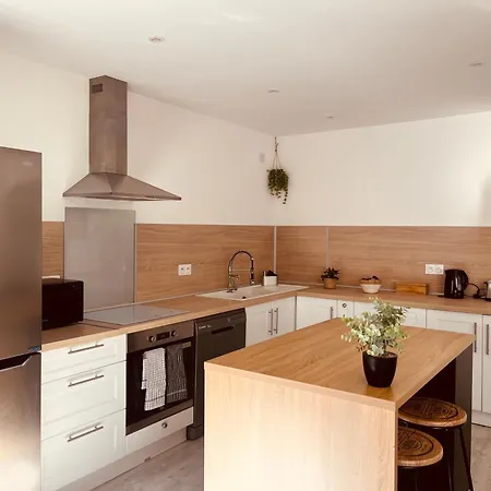 Le Felicite Spacieux Avec Parking Nimes